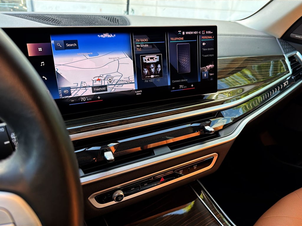Thumbnail: 2023 BMW X7 - 14