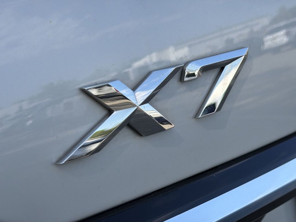 Thumbnail: 2023 BMW X7 - 7