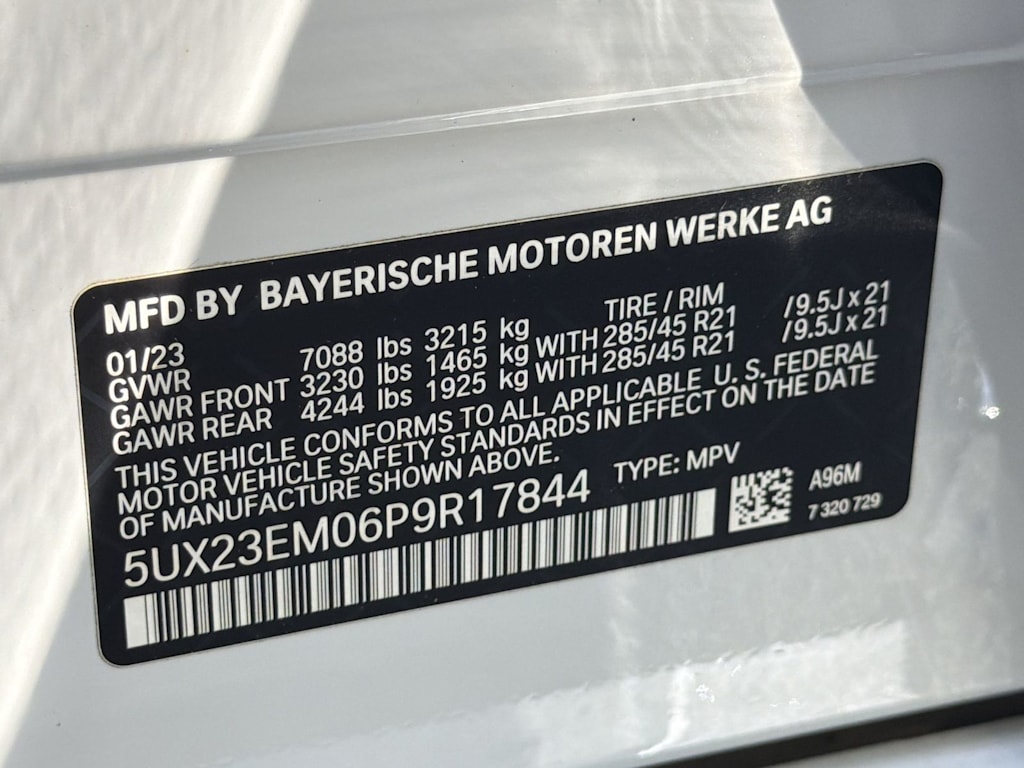 Thumbnail: 2023 BMW X7 - 18
