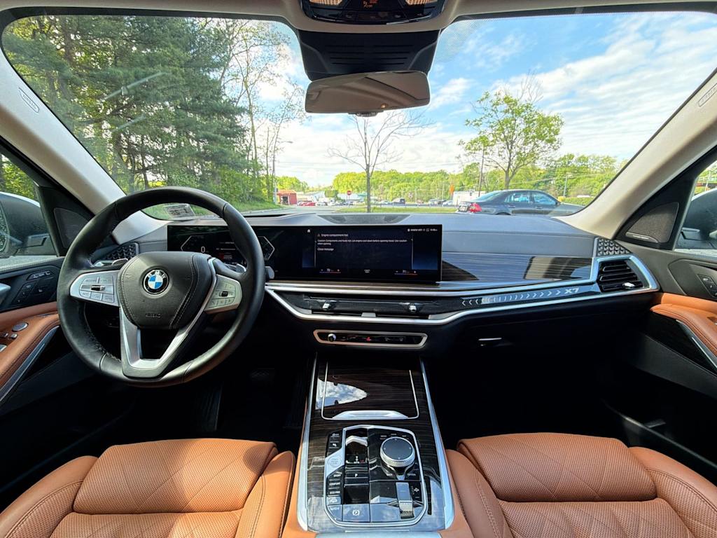 Thumbnail: 2023 BMW X7 - 2