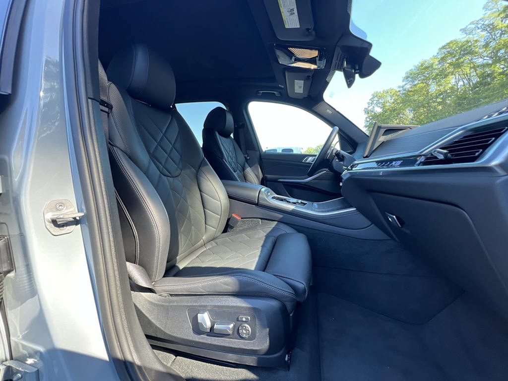 Thumbnail: 2024 BMW X5 - 12