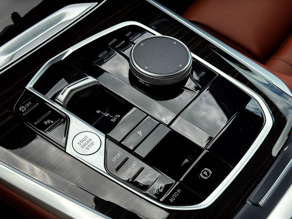 Thumbnail: 2024 BMW X5 - 16