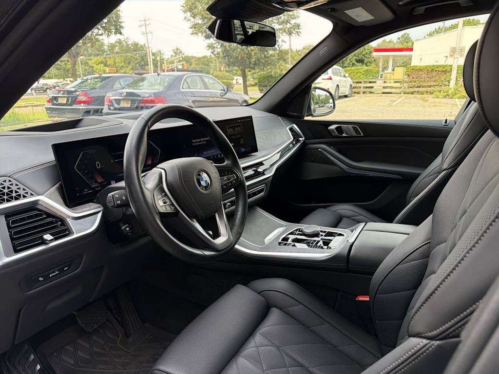Thumbnail: 2024 BMW X5 - 2