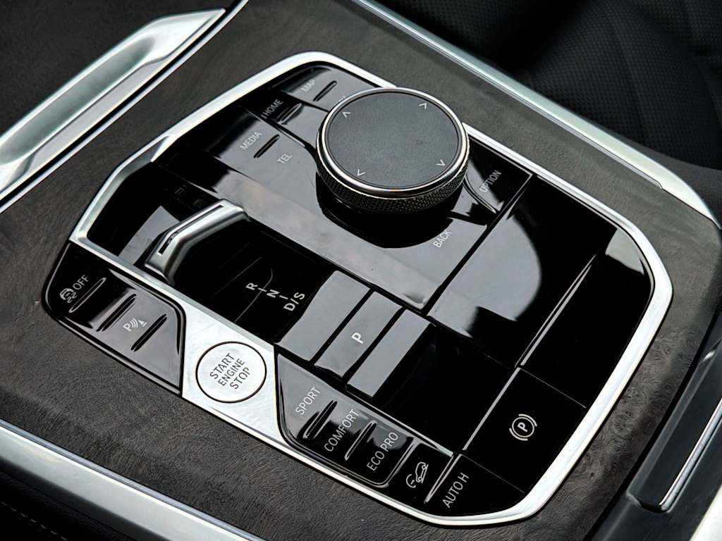 Thumbnail: 2024 BMW X5 - 16