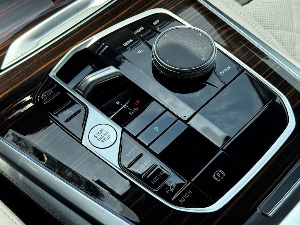 Thumbnail: 2026 BMW X5 - 29