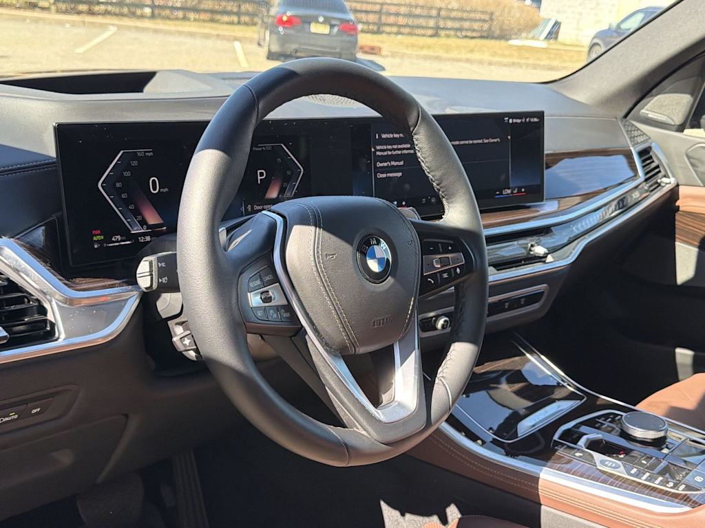 Thumbnail: 2026 BMW X5 - 12