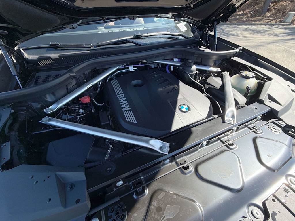 Thumbnail: 2026 BMW X5 - 8