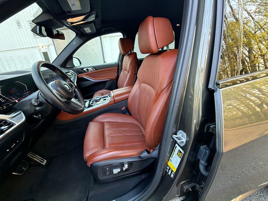 Thumbnail: 2024 BMW X5 - 12