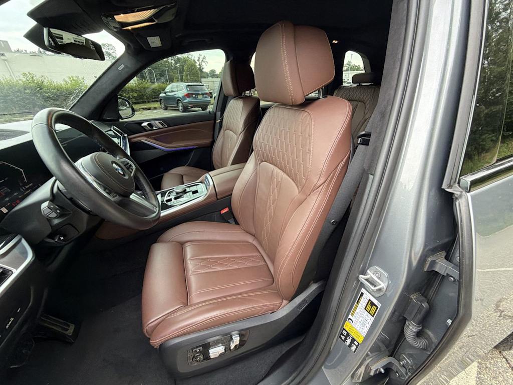 Thumbnail: 2024 BMW X5 - 11