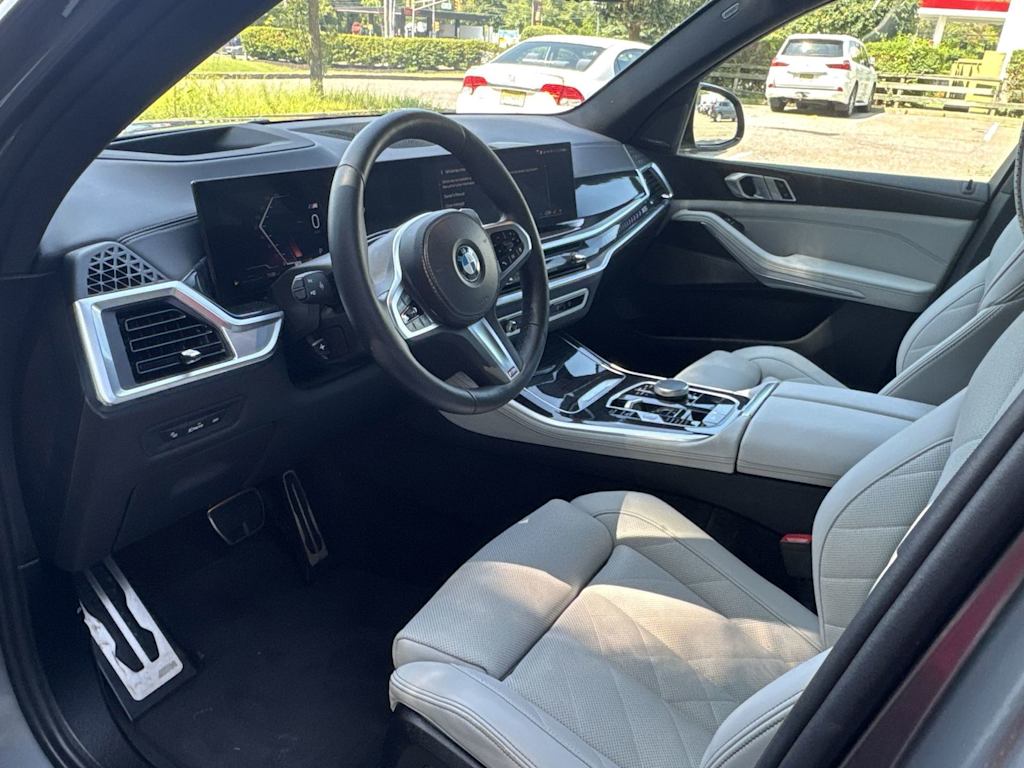 Thumbnail: 2024 BMW X5 - 2