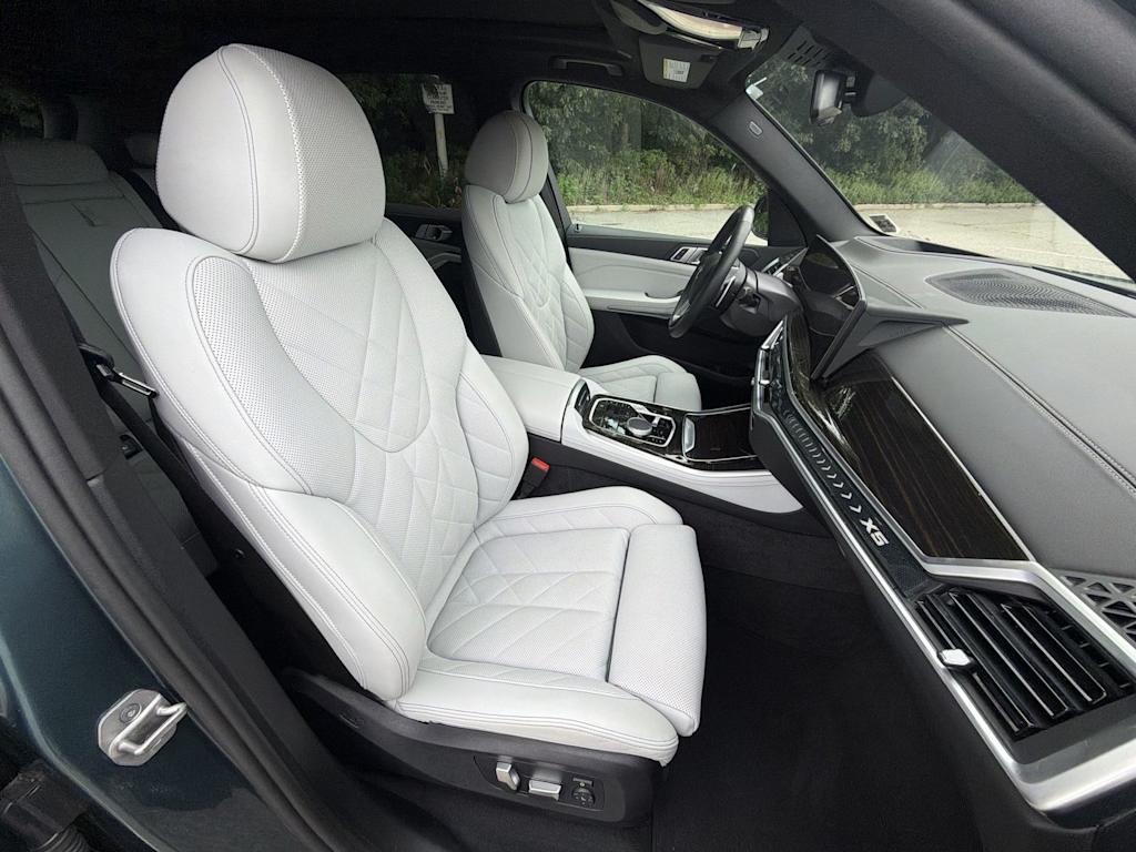 Thumbnail: 2024 BMW X5 - 12
