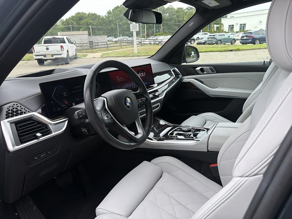 Thumbnail: 2024 BMW X5 - 2