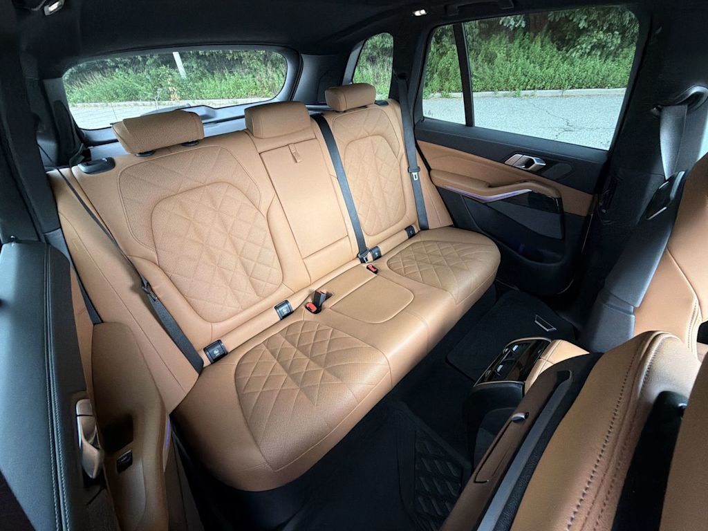 Thumbnail: 2024 BMW X5 - 13