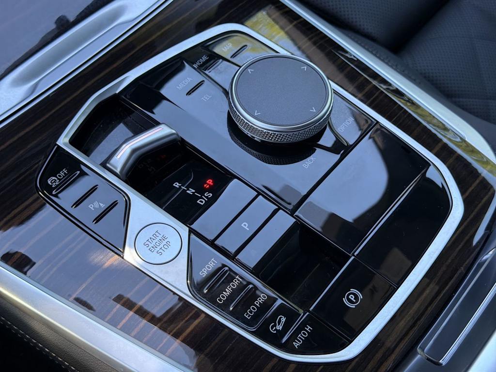 Thumbnail: 2026 BMW X5 - 28