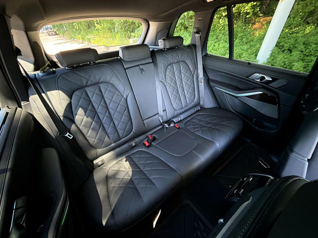 Thumbnail: 2026 BMW X5 - 27