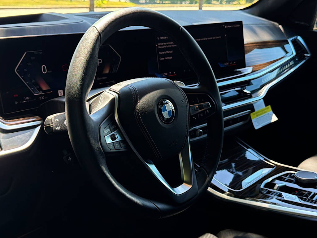 Thumbnail: 2026 BMW X5 - 10