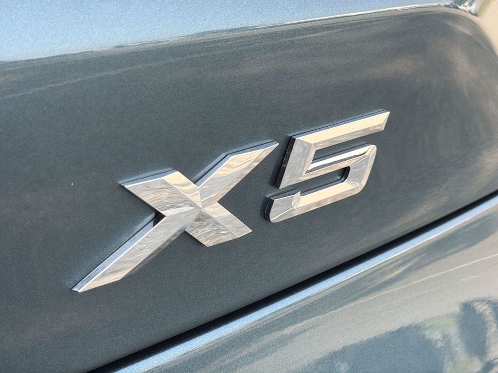 Thumbnail: 2024 BMW X5 - 7