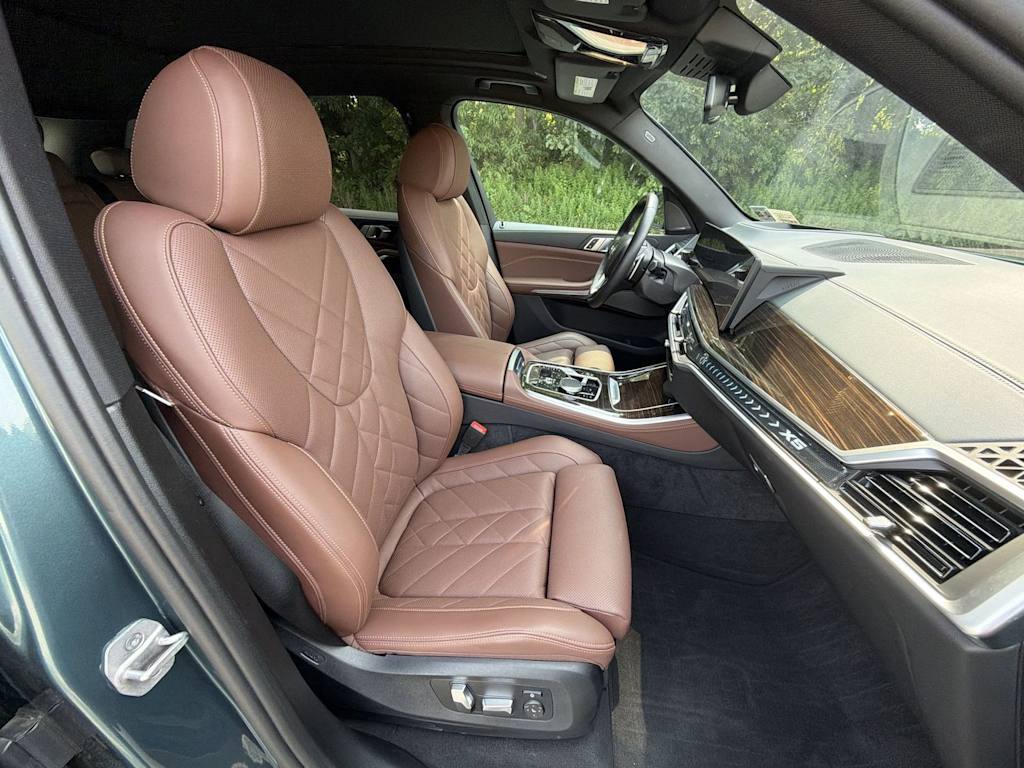 Thumbnail: 2024 BMW X5 - 12