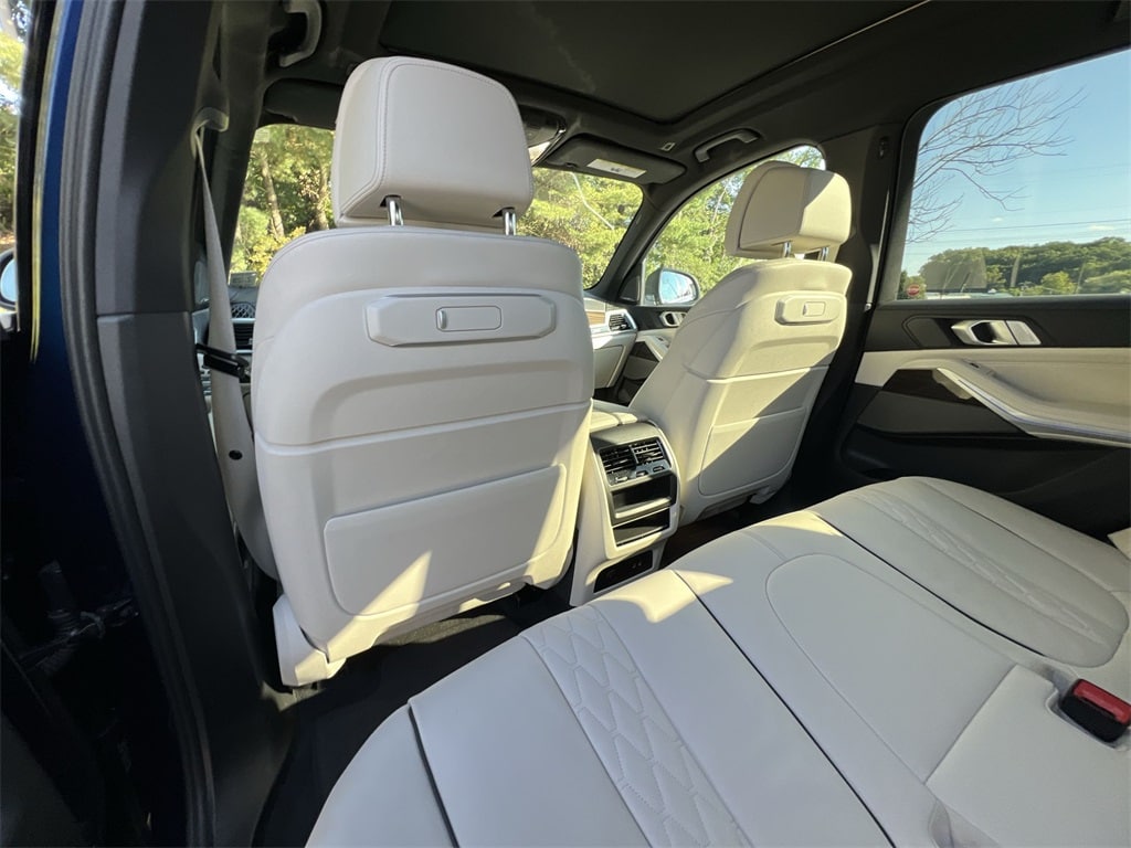 Thumbnail: 2024 BMW X5 - 13