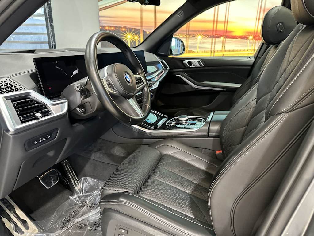 Thumbnail: 2024 BMW X5 - 11