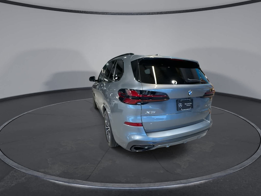 Thumbnail: 2024 BMW X5 - 7