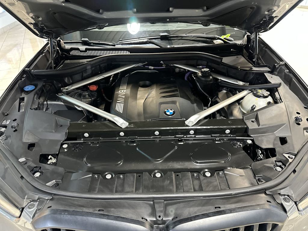 Thumbnail: 2024 BMW X5 - 9