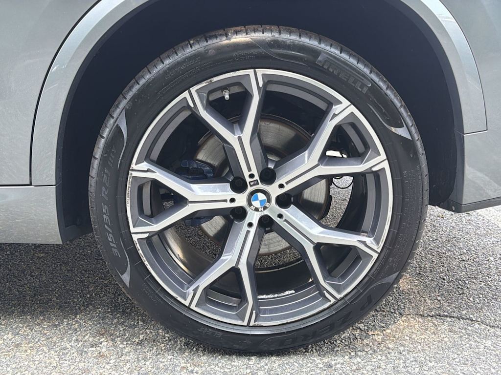 Thumbnail: 2024 BMW X5 - 8
