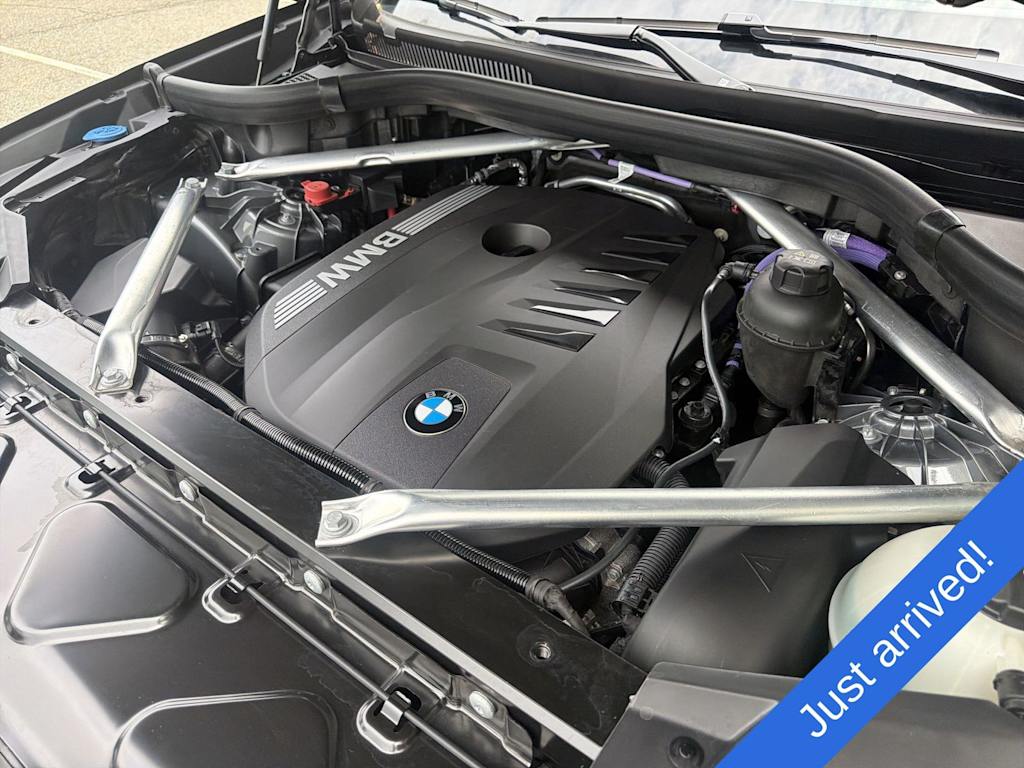Thumbnail: 2026 BMW X5 - 9