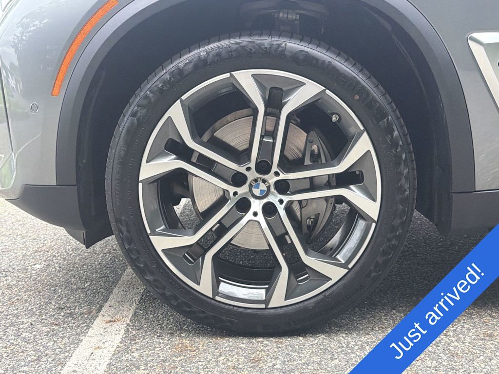 Thumbnail: 2026 BMW X5 - 8