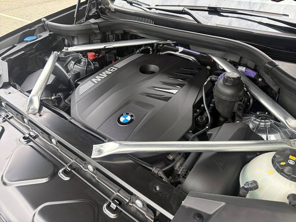 Thumbnail: 2026 BMW X5 - 9