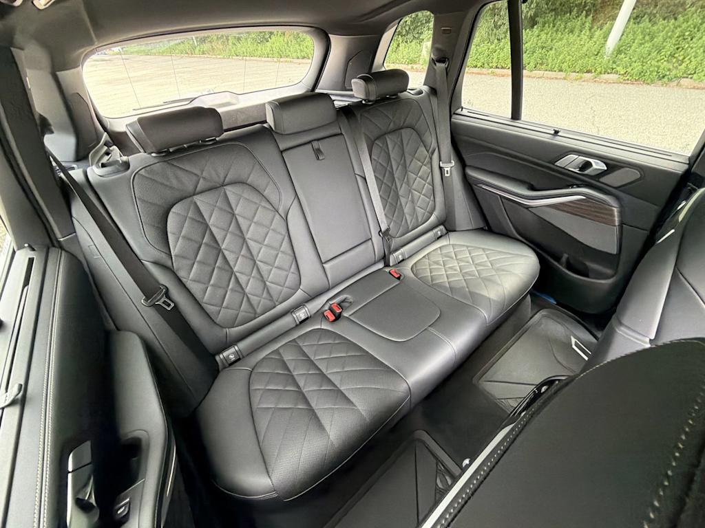 Thumbnail: 2026 BMW X5 - 29