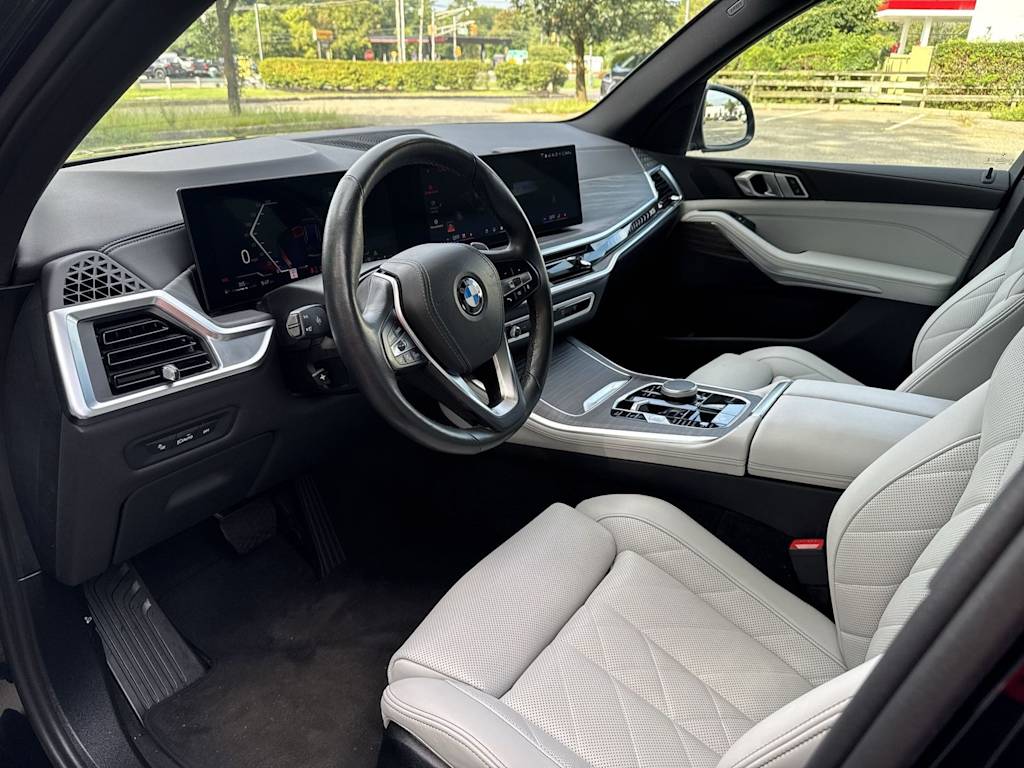 Thumbnail: 2024 BMW X5 - 2