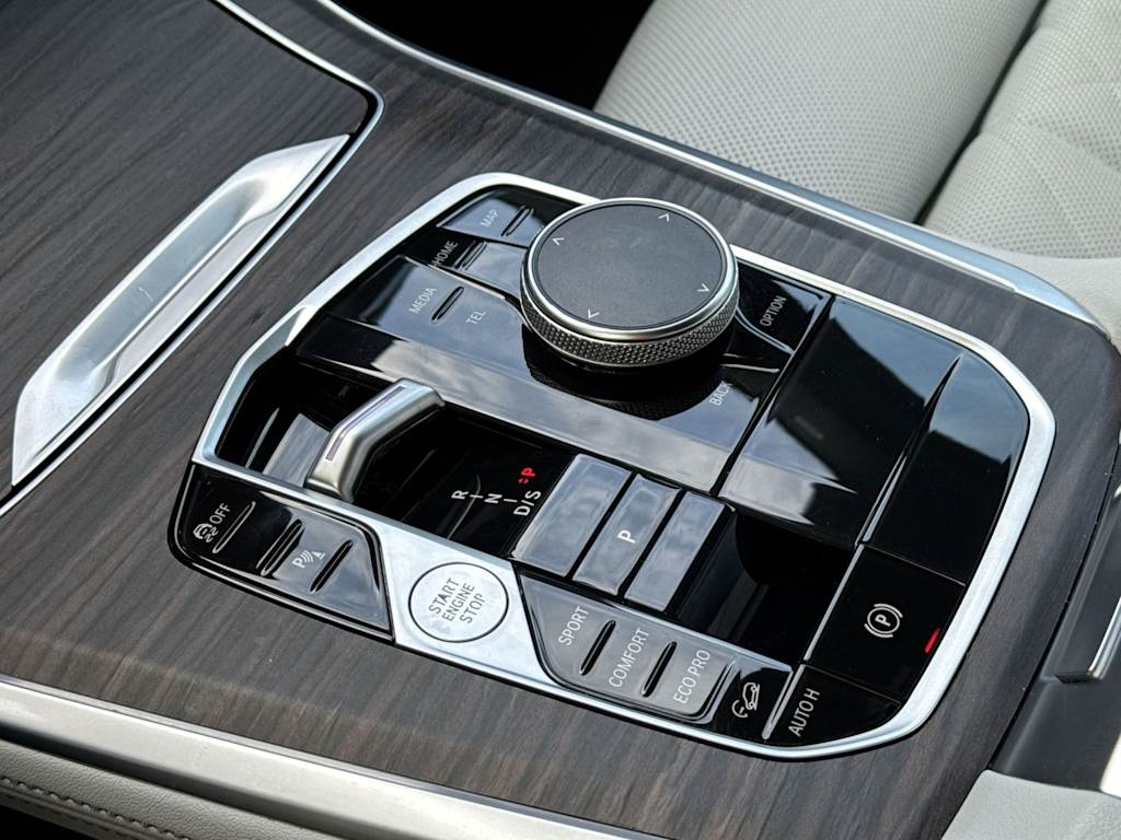 Thumbnail: 2024 BMW X5 - 16
