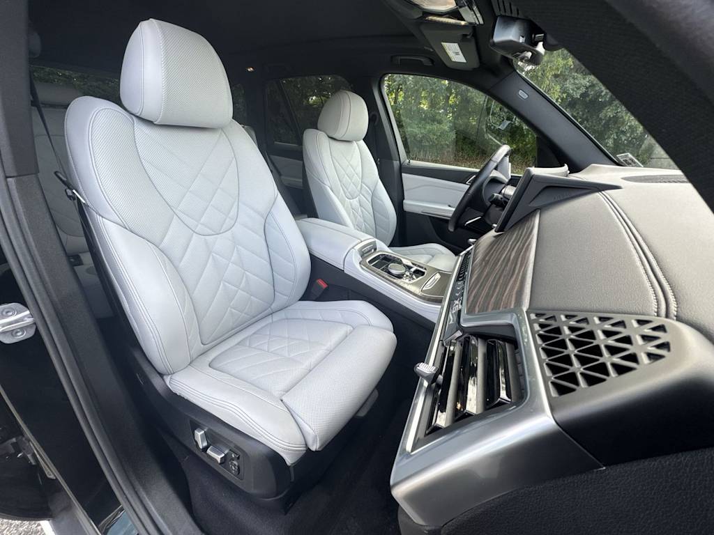 Thumbnail: 2024 BMW X5 - 12