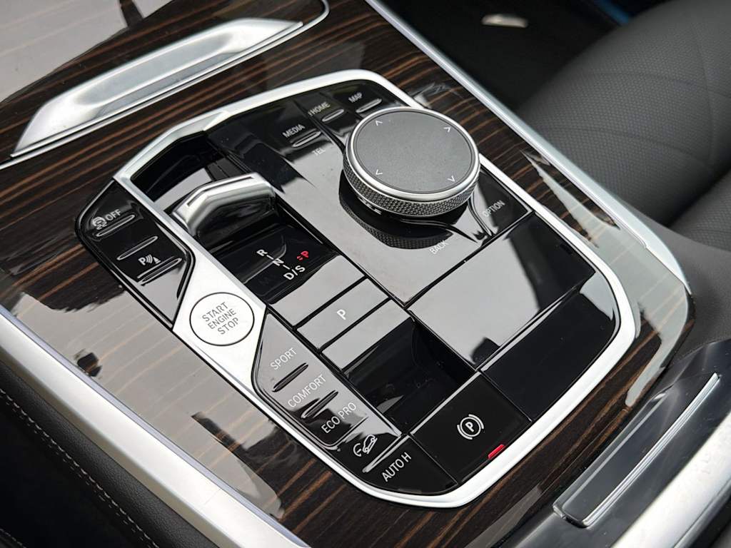 Thumbnail: 2026 BMW X5 - 29