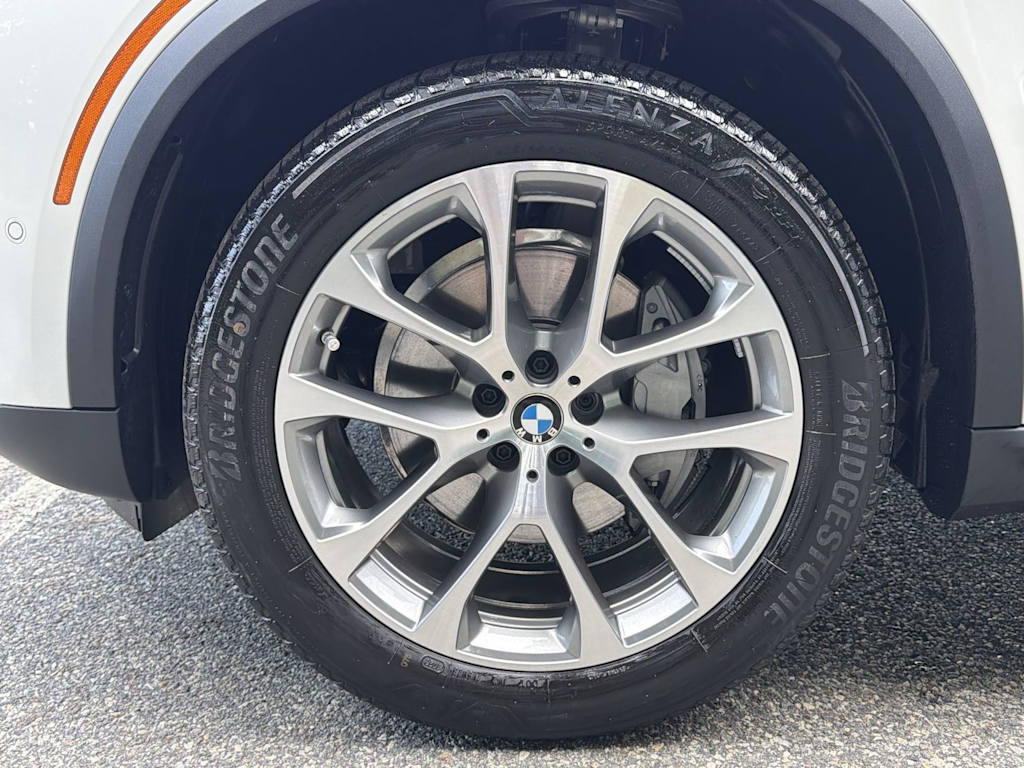 Thumbnail: 2026 BMW X5 - 8