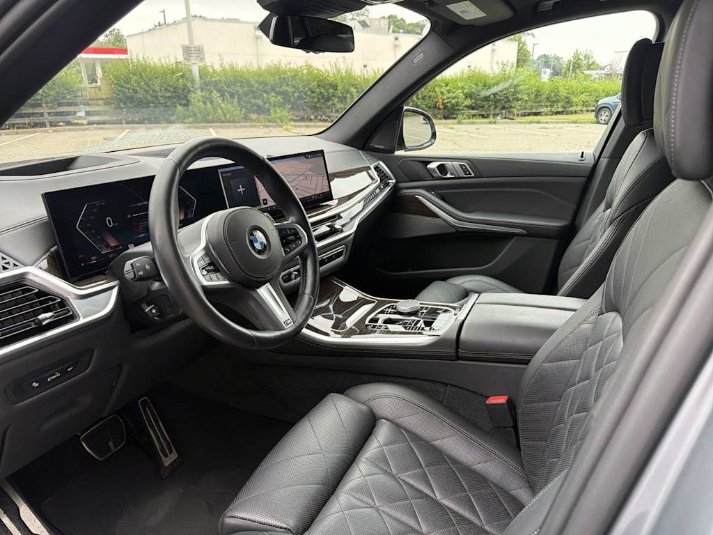 Thumbnail: 2024 BMW X5 - 11