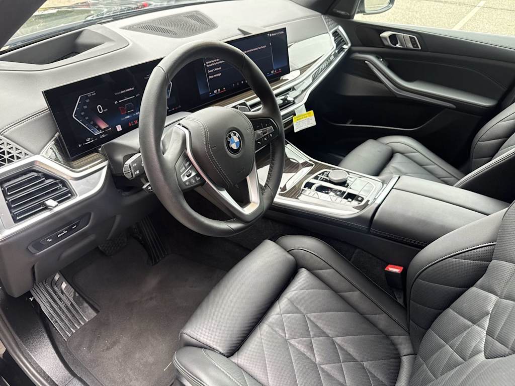Thumbnail: 2024 BMW X5 - 2