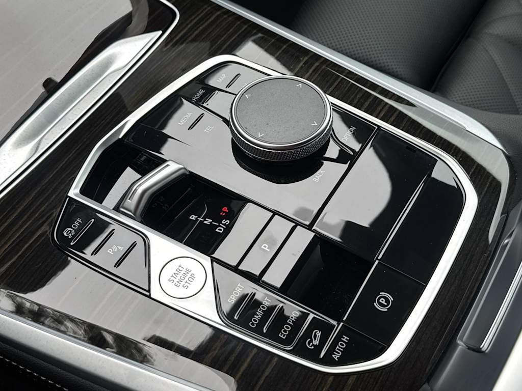 Thumbnail: 2024 BMW X5 - 16