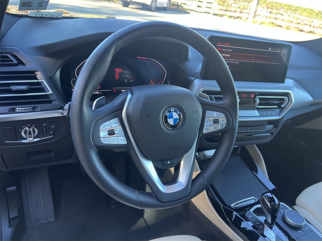 Thumbnail: 2023 BMW X4 - 14