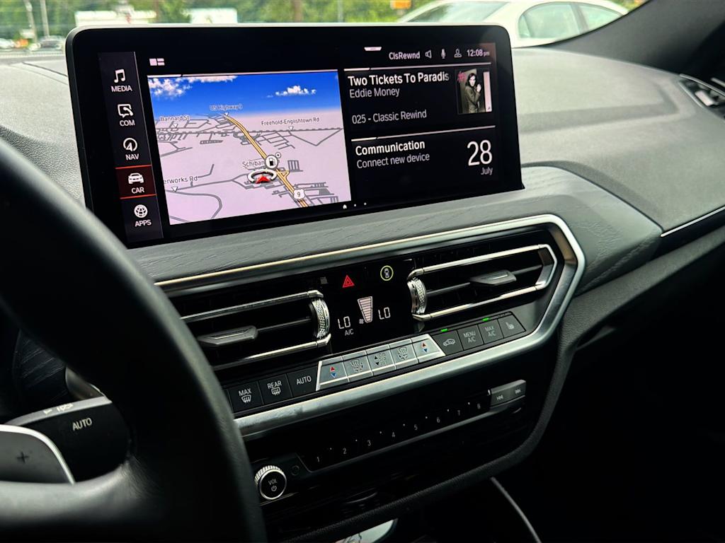 Thumbnail: 2022 BMW X4 - 15