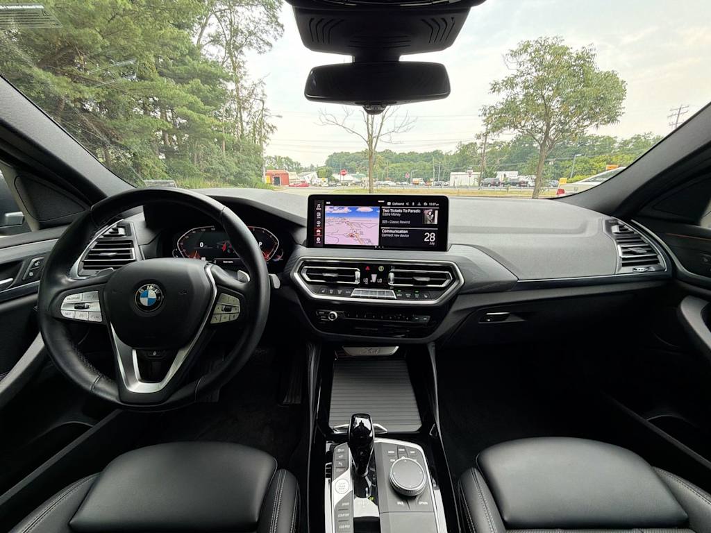 Thumbnail: 2022 BMW X4 - 10