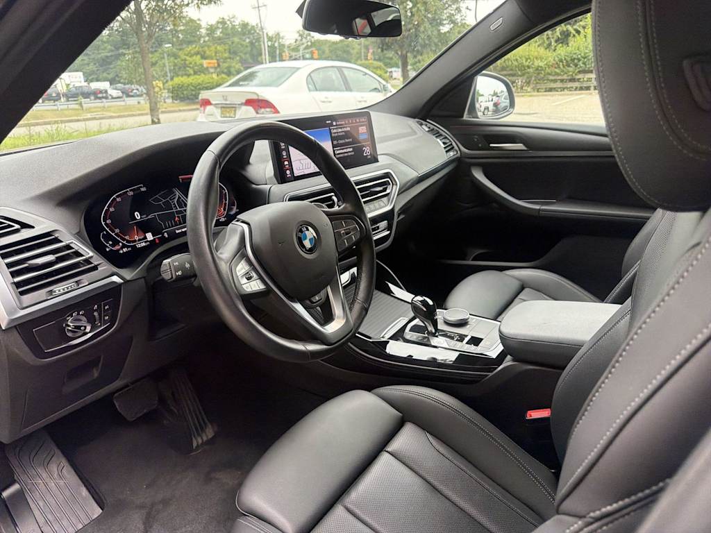 Thumbnail: 2022 BMW X4 - 2