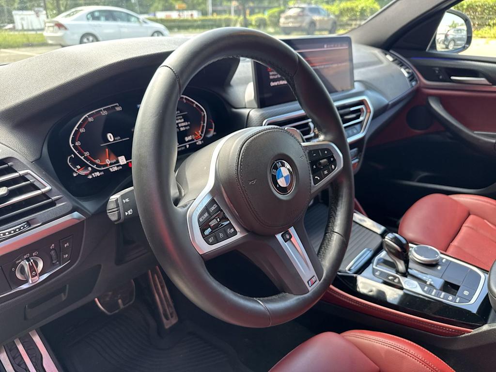 Thumbnail: 2023 BMW X4 - 13