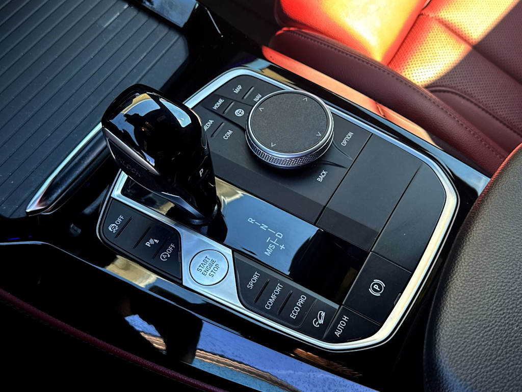 Thumbnail: 2023 BMW X4 - 15