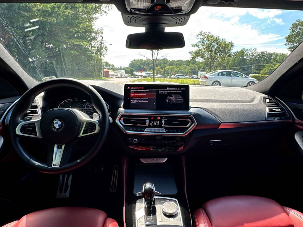 Thumbnail: 2023 BMW X4 - 9