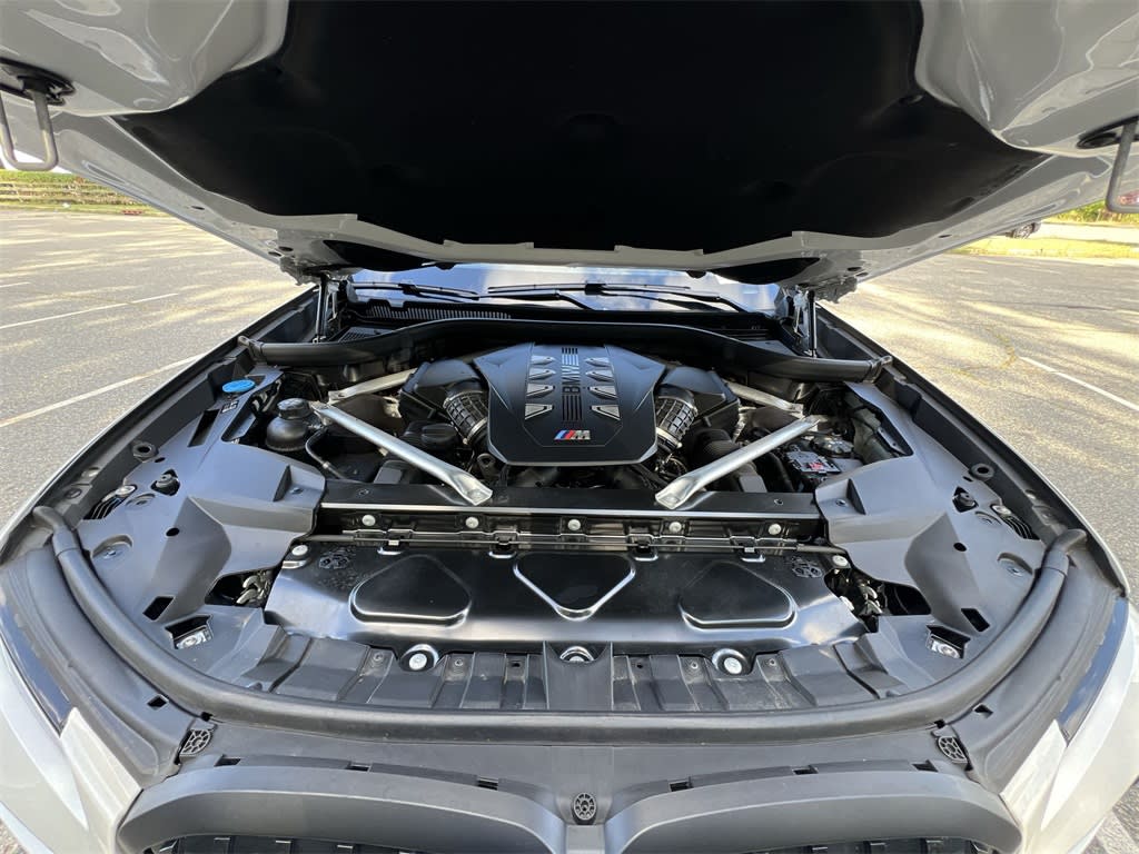 Thumbnail: 2024 BMW X7 - 9