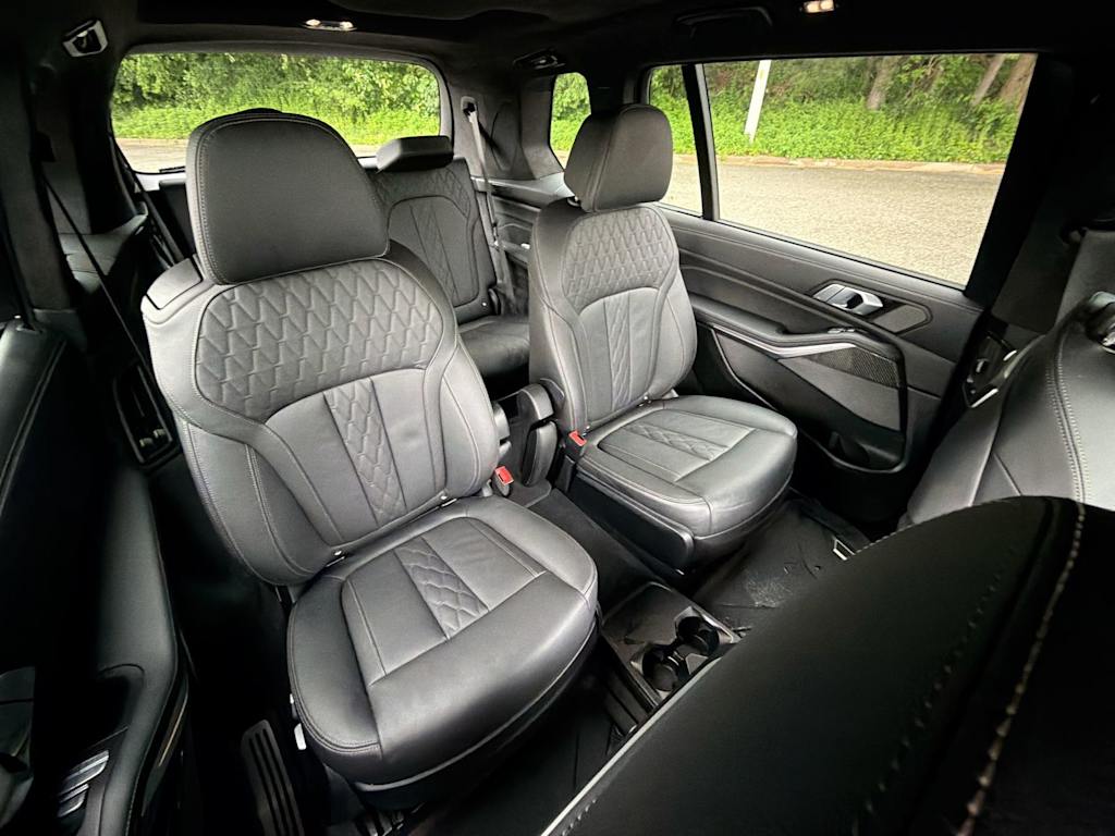 Thumbnail: 2025 BMW X7 - 28