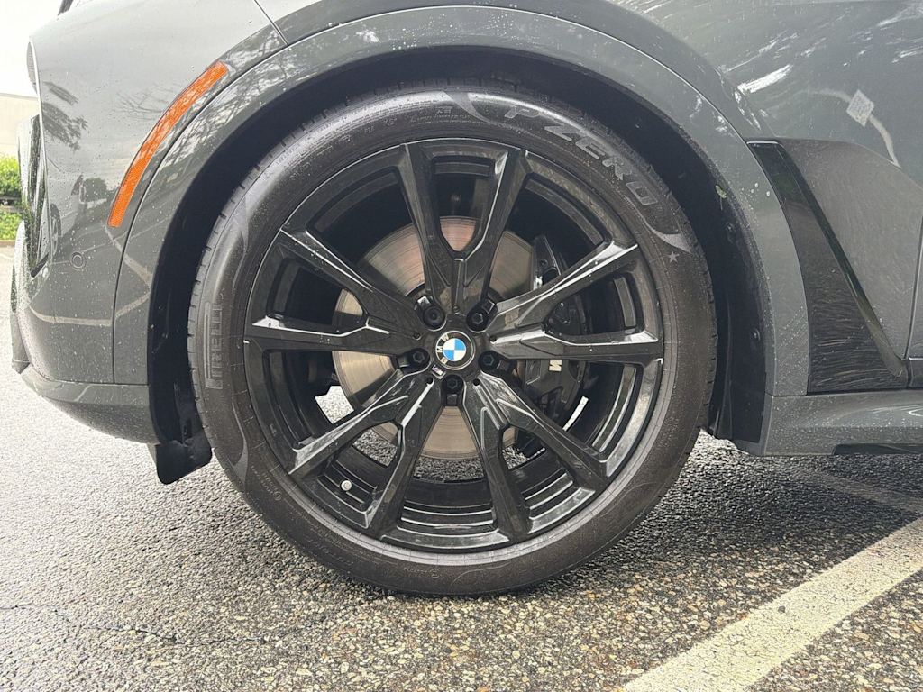 Thumbnail: 2025 BMW X7 - 8