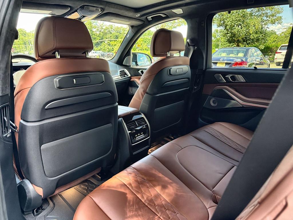 Thumbnail: 2026 BMW X5 - 13
